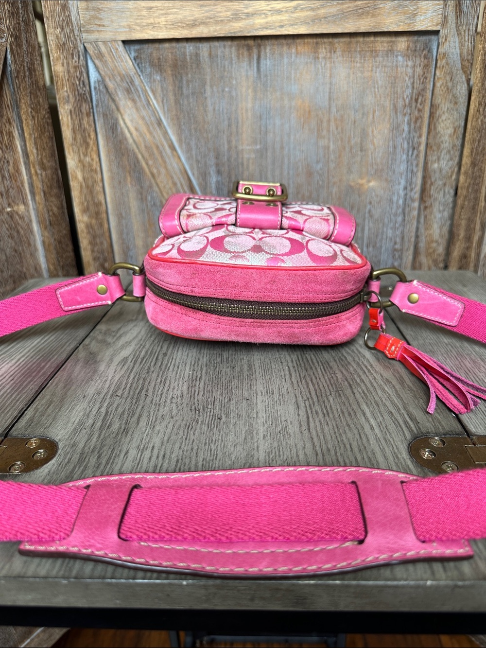 Coach Vintage Y2K Pink Fuchsia Signature C Logo Crossbody Purse Style 2187 - Picture 6 of 14
